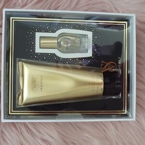 Brand New Victoria's Secret Fragrance Gift Set-2CT.
